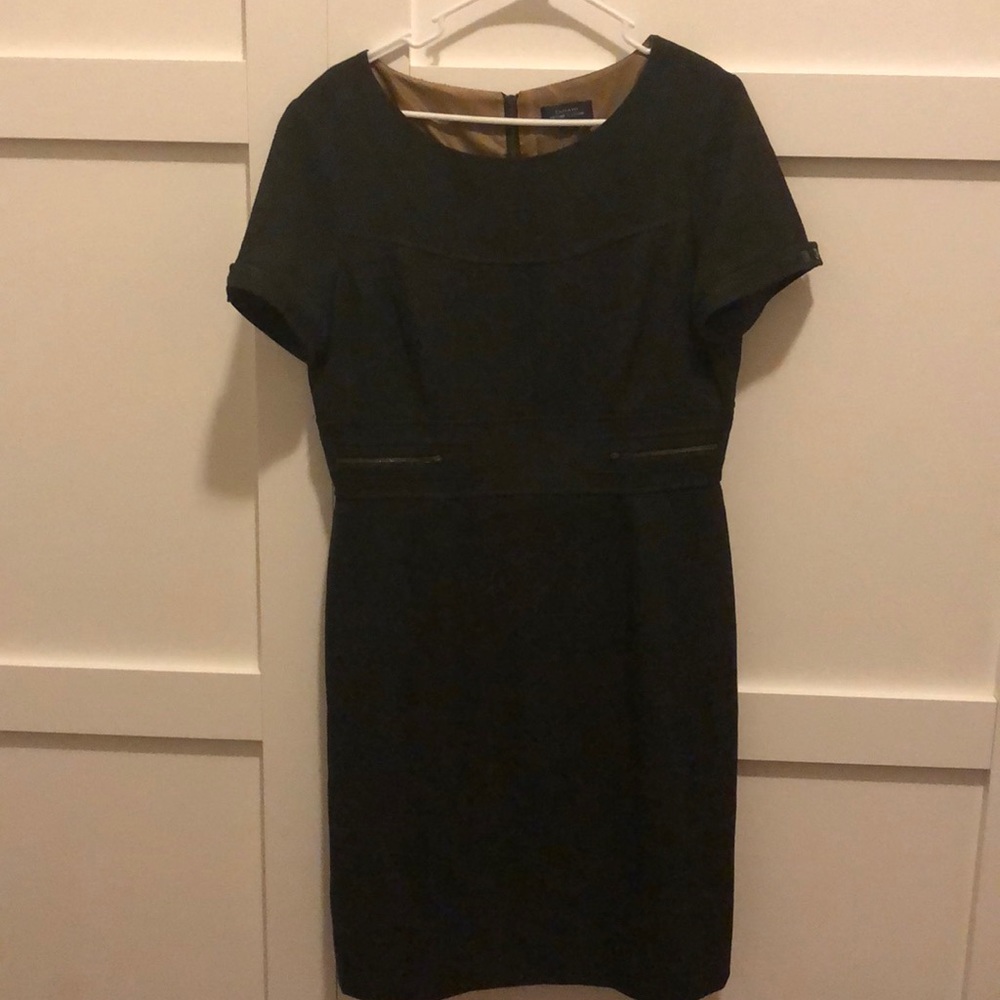 Tahari forest green dress